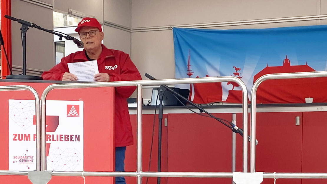 Joachim Wittrien am Rednerpult